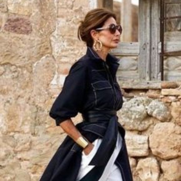 $128 *NEW* (9) Navy COACH Wedge Flip Flops - Picture 11 of 11